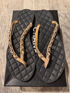 CHANEL blue and Tan Chain-Trim Flat Sandals